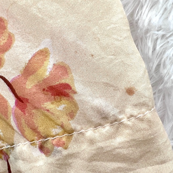 SILK ICON Women’s Silk Blouse - Picture 10 of 15